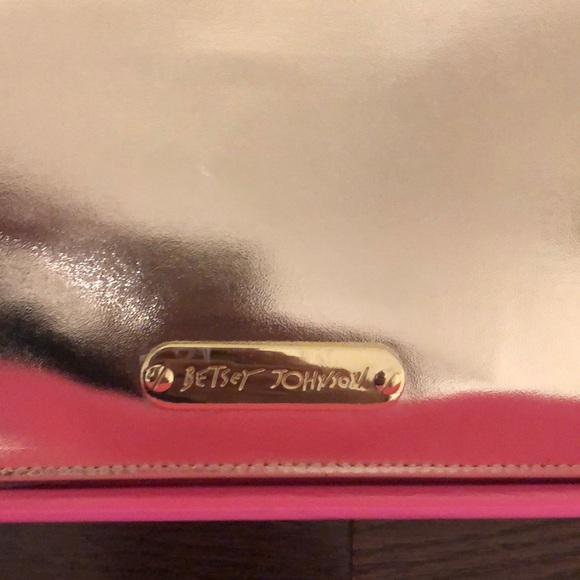 Betsey Johnson clutch - Picture 5 of 7